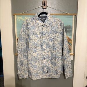 Wrangler White and Blue Paisley Shirt